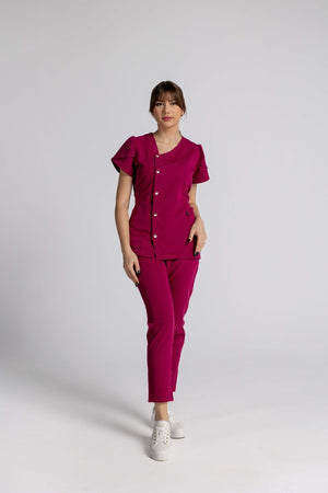 Costum Premium Elastic Sofia în culoare magenta, elegant și confortabil, perfect pentru mediu profesional.